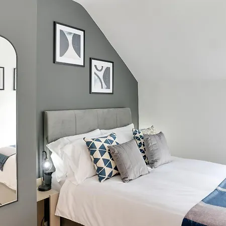 Host & - Beam End * Snainton